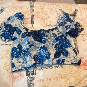 H&M Blue and White Crop Top
